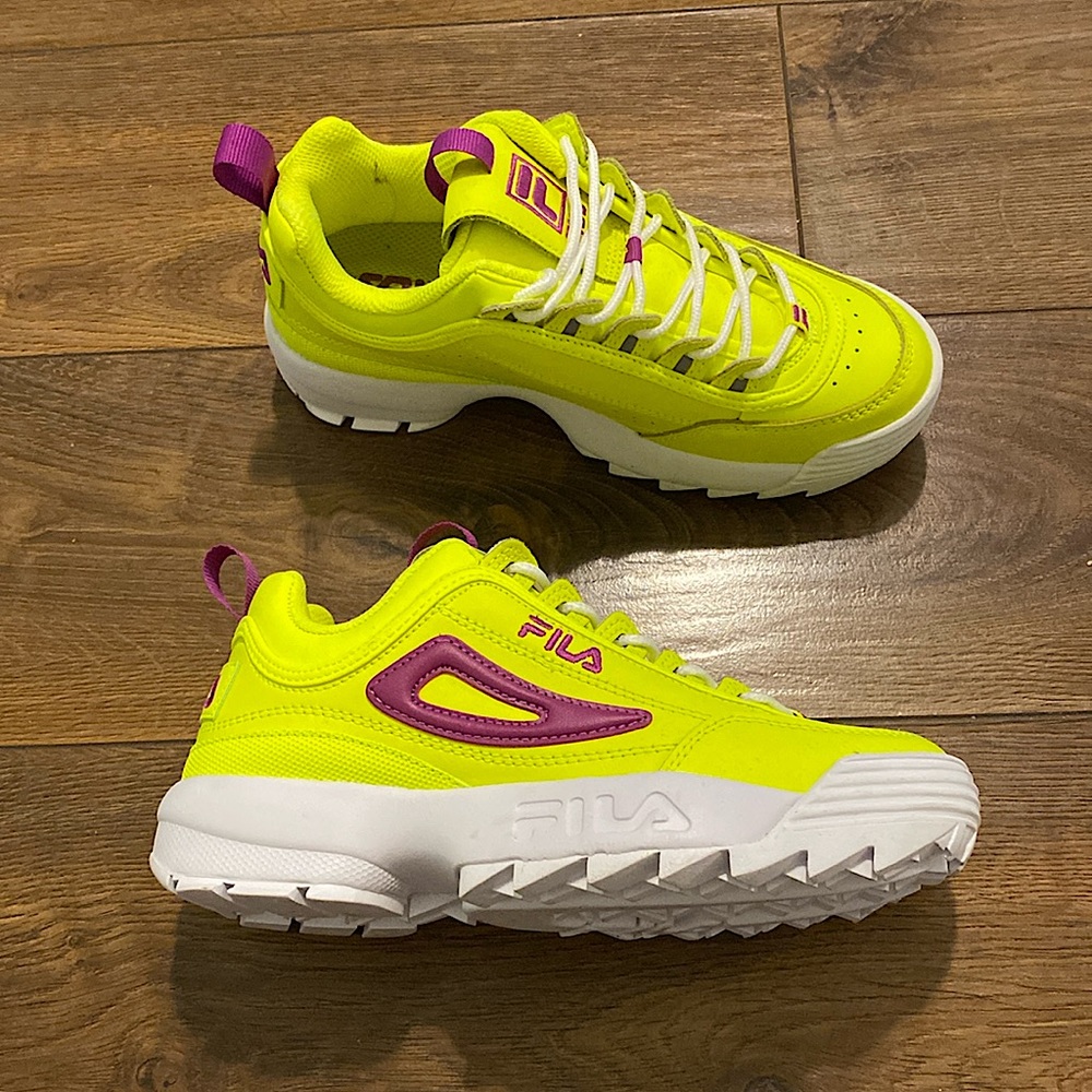 FILA Kid’s Disruptor 2 neon Yellow and purple US 5 1/2